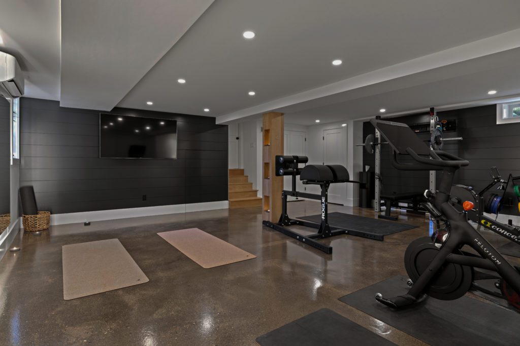 finished in home gym